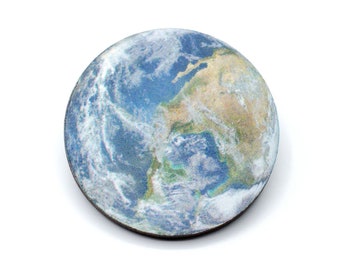 Earth brooch Miniblings badge pin globe universe space astronaut