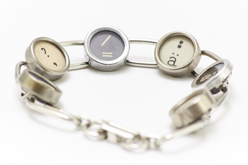 Typewriter Keys Letters Initials Typewriter Keys Bracelet Wristlet Dangle Upcycling Recycling Vintage 6 Characters