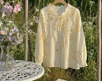 Musselin-Pyjama-Set aus 100% Baumwolle, Ober- und Unterseite mit weißem und gelbem Blumenmuster, Loungewear aus Baumwolle und Musselin, bequeme Heimkleidung für Frauen