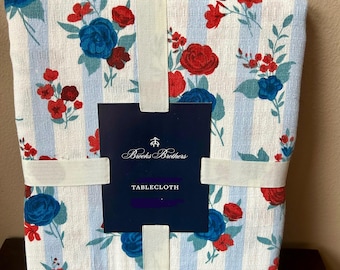 New Brooks Brothers New Tablecloth  Red White Blue July 4th Floral