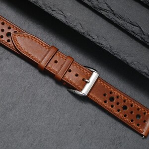 Uhrenarmband Cognac Braun Rindsleder Racing 18mm 20mm 22mm 24mm perforiertes Leder Uhrenarmband Handmade Tracking Armband Sportuhr Geschenk für Ihn Bild 14
