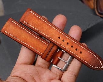 Handgefertigtes Uhrenarmband aus italienischem Leder in Patina-Braun