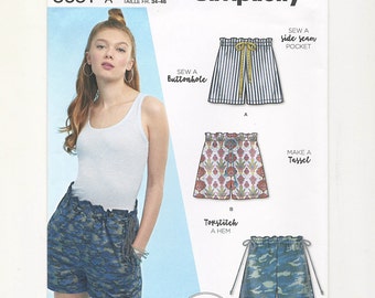 Misses Pull-on Shorts Simplicity Pattern 8651, Sizes 6 to18, Waist 23 to 32 inches, Factory Folded, Uncut