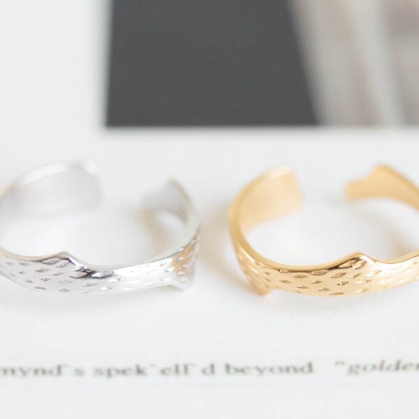 the bark ring/anniversary ring /thumb ring/adjustable ring/stretch ring/men ring/cool ring/couple ring/mens ring/cute ring,R147N