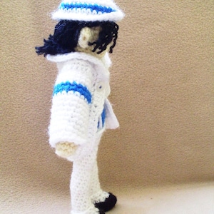 PATTERN : Michael Jackson the Moonwalker
