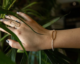 Orbit Ring, Elongated Open Oval Ring, Oversized Geometric Oblong Ring, Unique Dainty Big Chunky Everyday Capsule Ring, Gift for Her BFF