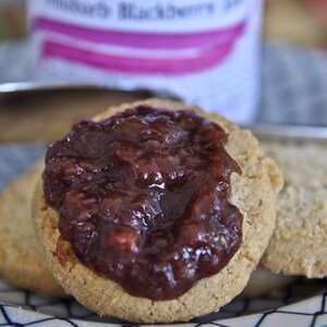 Rhubarb Blackberry Jam Low Sugar image 3