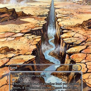 Könnte beinhalten: Eine benutzerdefinierte Karte für das Spiel Magic: The Gathering, die eine Wüstenlandschaft mit einem Fluss zeigt. Die Karte trägt den Titel "Field of the Dead" und enthält Spieltext. Das Kunstwerk zeigt einen tiefen Canyon mit einem Fluss.