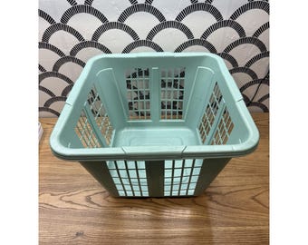 Vintage Square Rubbermaid Laundry Basket Hamper 16" 2972 Window Pane Green Blue