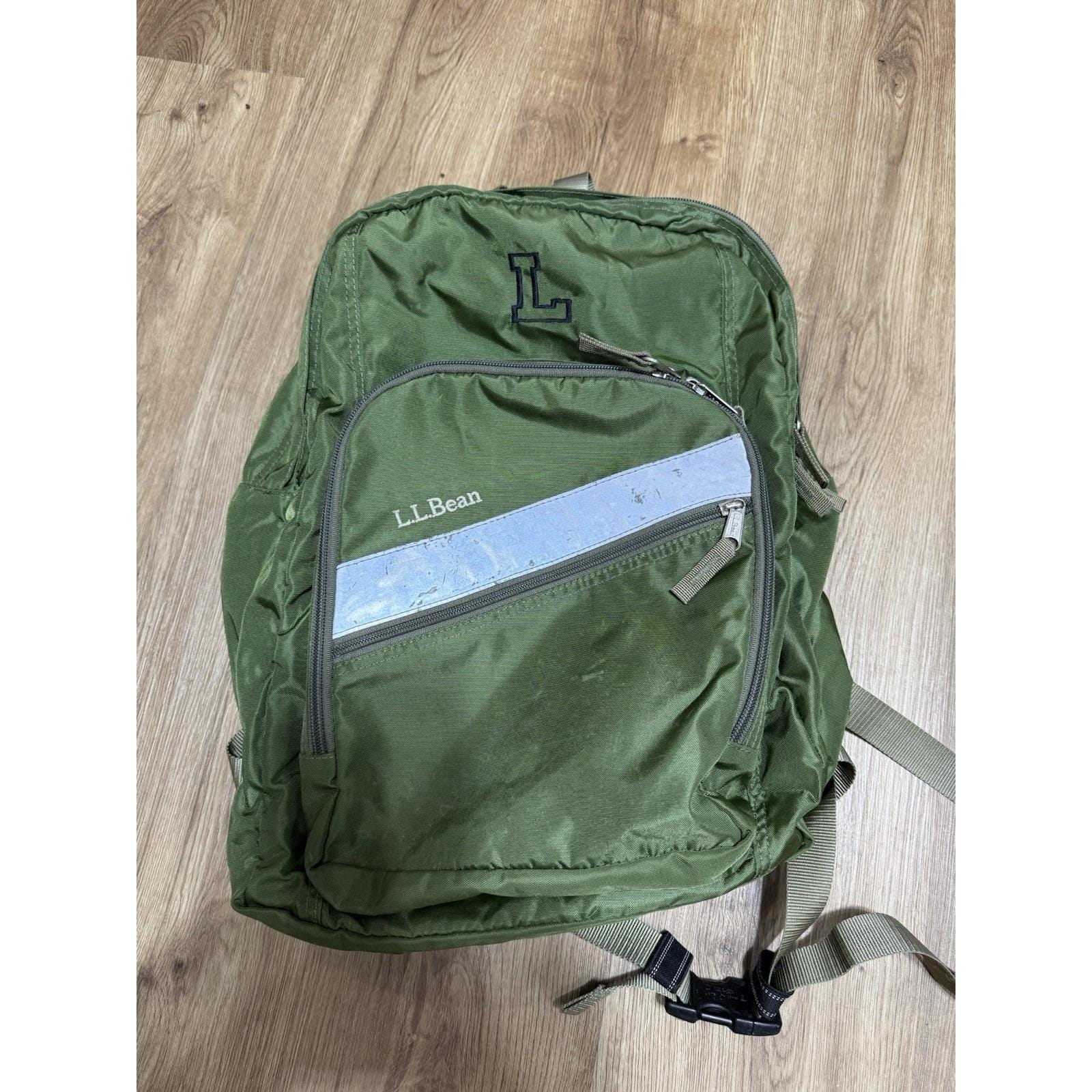 LL Bean vintage Backpack daypack crossbody shoulder bag canvas hiking 1980’s Vintage LL Bean Canvas Leather Crossbody Flap Messenger  main image 3