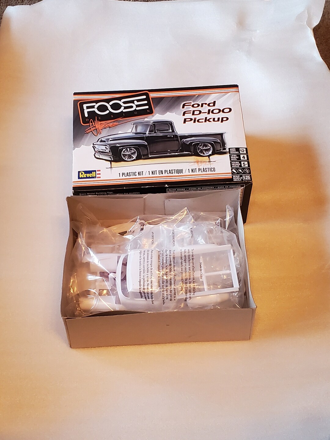 How to build a Ford FD-100 Pickup 1:25 Revell Model Car I