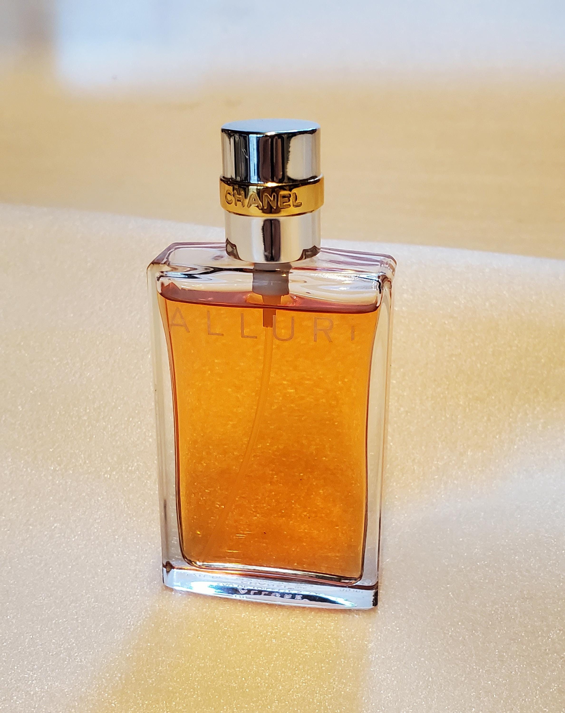 アリュール オードゥ トワレット （ヴァポリザター） - 100 ml