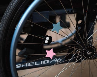 Clips de estrellas/duendes de hollín de Ghibli x6 / Accesorios para sillas de ruedas / Decoraciones pintadas a mano / Adorno para silla de ruedas manual / Bicicleta