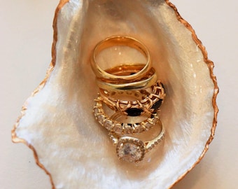 Perle & Blattgold Echte Auster Shell Trinket Dish, handgemachte Schmuck Ringhalter, einzigartiges Dekor, Braut Hochzeit, Küste, Geschenk für sie ihn ihnen