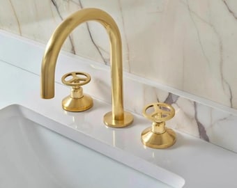 Unlacquered Brass Widespread Bathroom 3 Holes Faucet