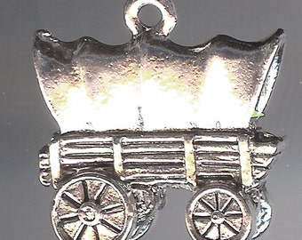 COVERED WAGON Charm. Sterling Silver Plated. Two Sided. Prairie Schooner. Made in the USA. wui