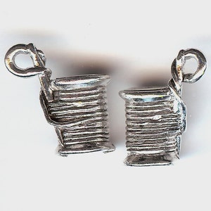 Spool of SEWING THREAD With Needle Charm. Sterling Silver Plated. 3D. With Needle. Made in the USA. wui