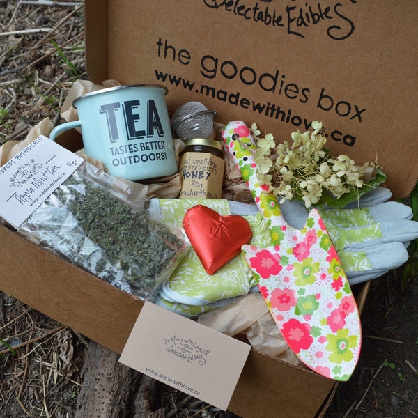 the goodies box - eco garden gift box leather & cotton gloves garden spade enamel mug apple mint herbal or rooibos chai tea metal ball honey