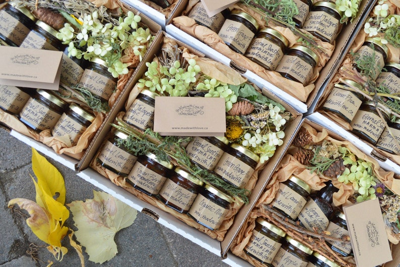 the goodies box Artisan Jams Natural Preserves Eco Gift Made with Organic Cane Juice Sugar & Local Organically Grown Handpicked Fruit 45mL Deluxe 8 Jars