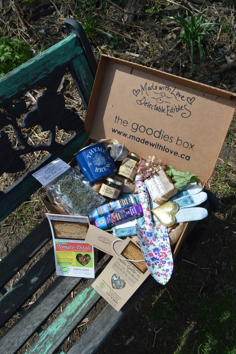 the goodies box Eco Garden Box 3 garden gift box with image 6