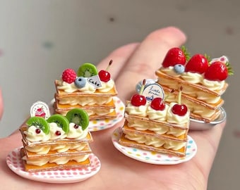 Miniature Napoleon Cake | Dollhouse Mini Food Accessories｜Realistic Clay Pastry Decoration | Gift for her, kids, doll collector