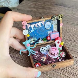 Coraline Jones Miniature Box | Button Eyes Dollhouse Diorama | Beldam Miniature Art | Handmade Gothic Halloween Gift for her, kids image 5