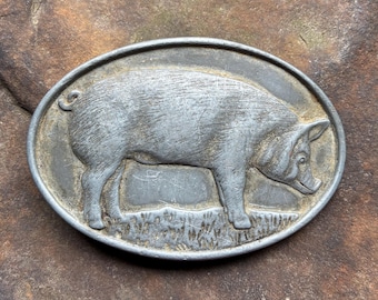 Vintage Pig Belt Buckle Allied Mills Inc Wayne Feeds Limited Edition Metal