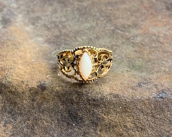 Vintage Opalescent Marquise Ring 14K Gold Electroplate ESPO