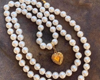 Vintage Glass Pearls and Heart Charm Necklace Strand 1928 Jewelry