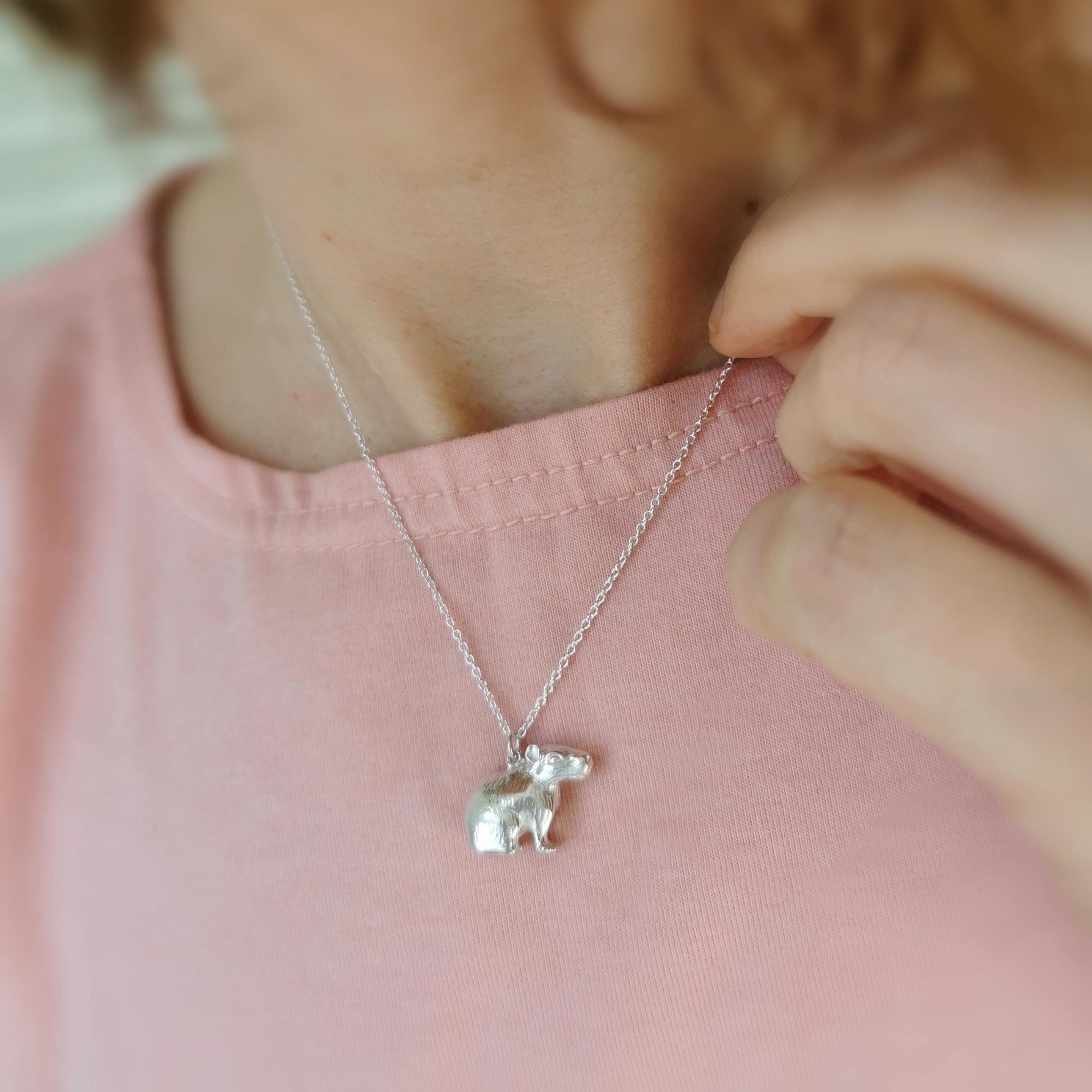 Capibara ketting bos dier hanger capibara charme sieraden cadeau voor dierenliefhebbers Capibara minnaar cadeau natuur geïnspireerde ketting - België