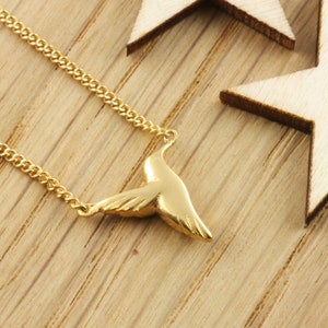 Tiny Hummingbird Necklace, Sterling Silver Hummingbird Necklace, Dainty Gold Bird Necklace, Minimalist Bird Jewelry, Bridesmaid Gift