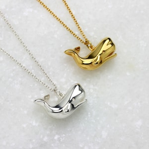 Colgante de ballena hecho a mano: joyería oceánica de plata esterlina o oro