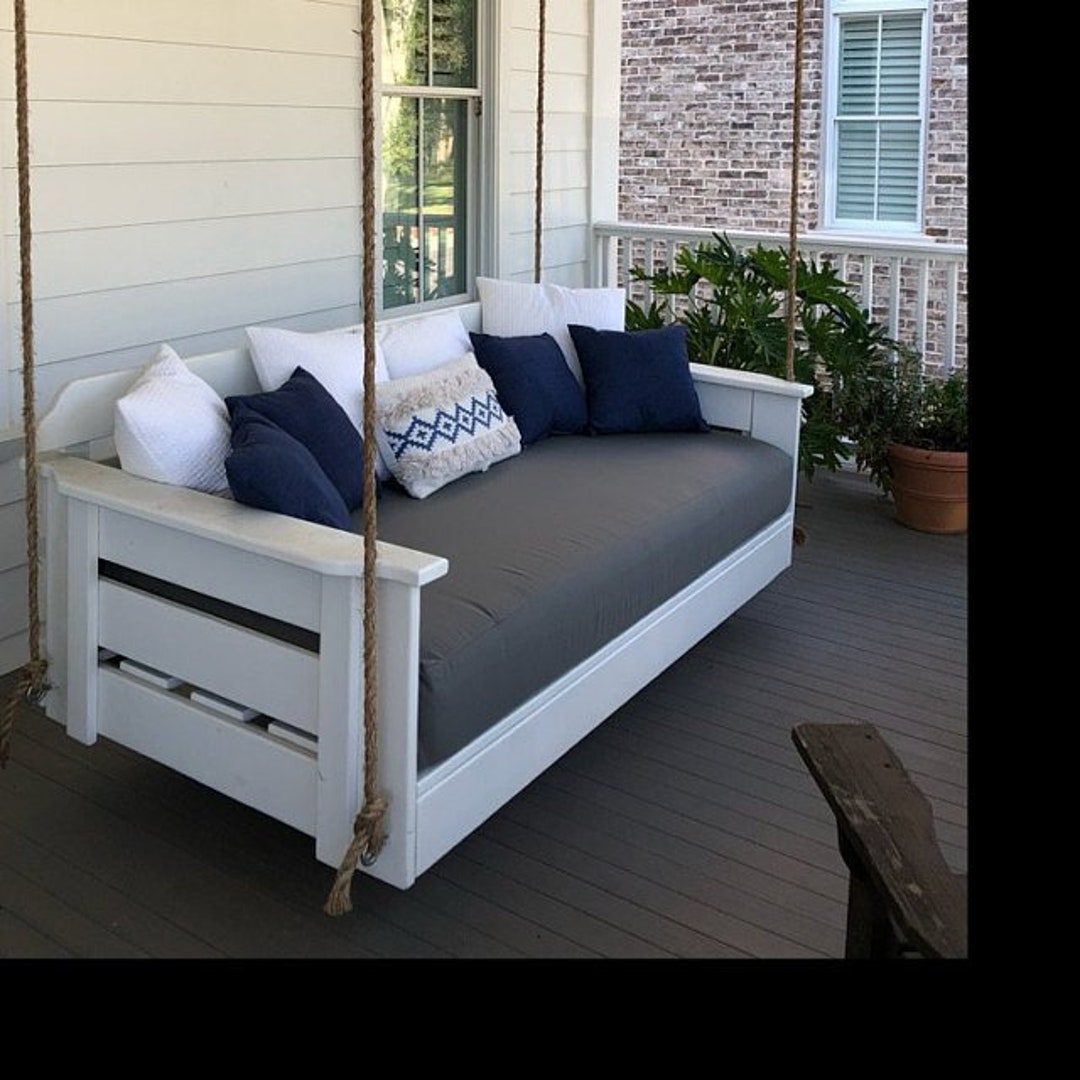 Porch swing with mattress discount