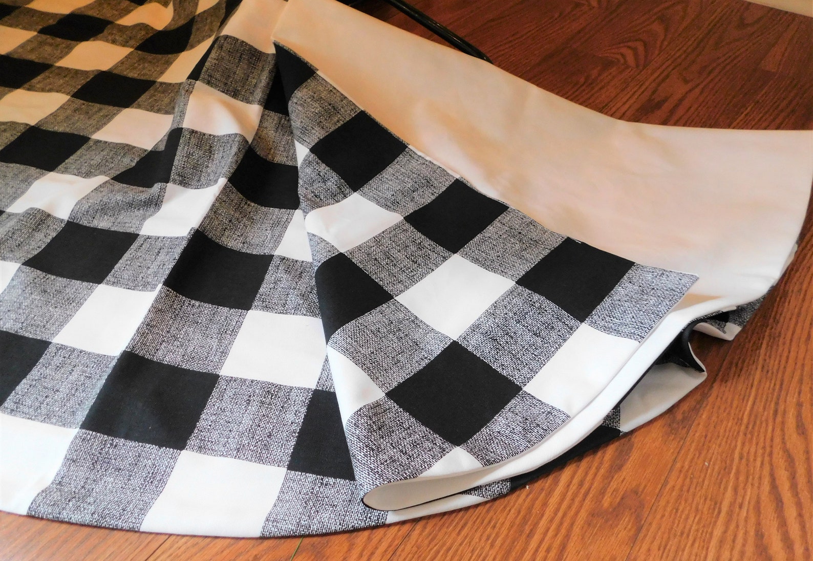 Christmas Tree Skirt Black Plaid Tree Skirt Red Plaid Tree Etsy