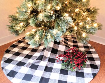Large Buffalo Plaid Christmas Tree Skirt, 50" Round