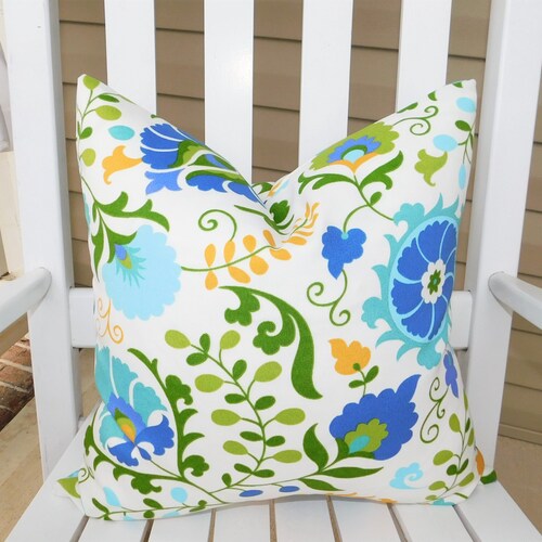 NEW OUTDOOR Green Aqua Yellow White Blue Floral Vine Suzani Patio Pillow Cover Size 18x18