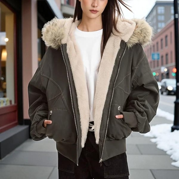Parka de inverno com acabamento em pele: Jaqueta aconchegante com capuz em algodão