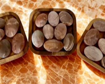 Sunstone Palm Stone With Bright Shimmer