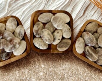 Sunstone Mixed Moonstone Palm Stone