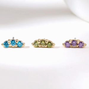 14K Solid Gold winziger Kletterer Birthstone Ohrstecker • 9K Minimalist Cluster Helix Threadless Push Back • Zierliche Conch Ohrläppchen Knorpel Piercing