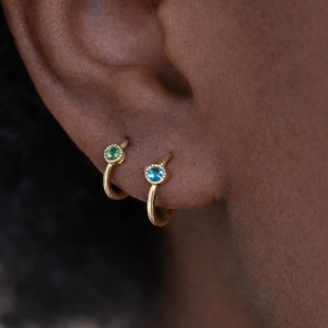 Piercing Cartilage Clicker Hoop • 14K Solid Gold Tiny Gemstone Gem Clicker for Helix, Tragus & Lobe Piercing 18g