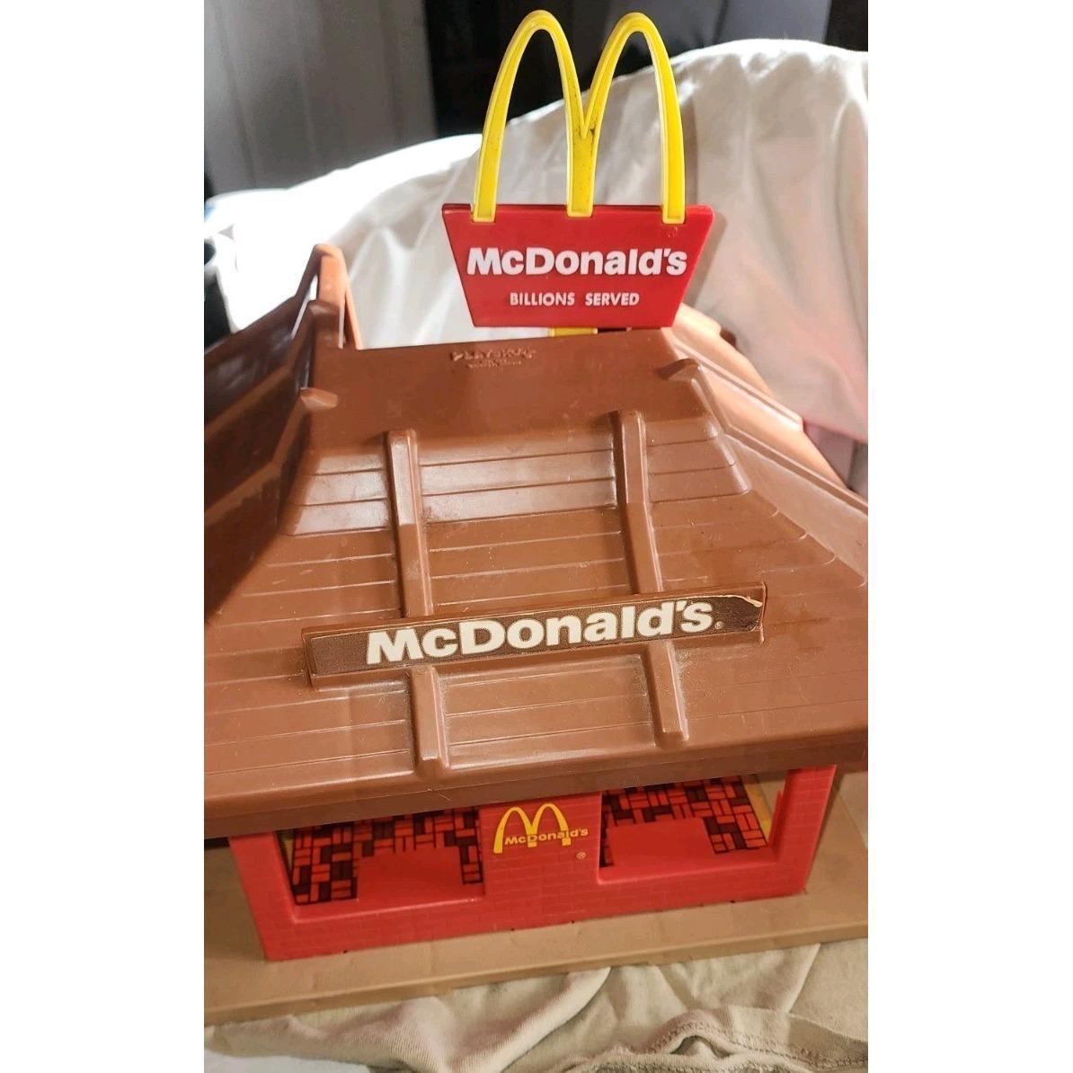 Vintage 1974 Playskool™ Mcdonald's™ Familiar Places Partial Play
