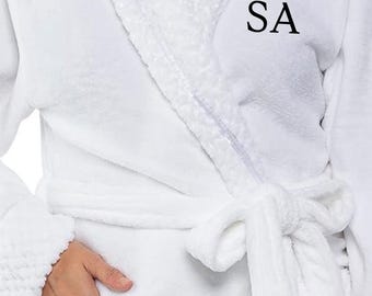 Personalized White Embroidered Plush Bathrobe – Custom Monogrammed Womens Robe
