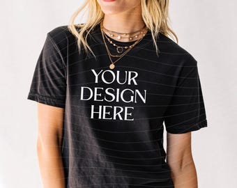 Mockup zwart boxy-T-shirt: comfortkleuren 3023CL (digitale png-download)