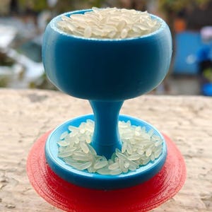 Comedero moderno para pájaros trofeo / Decoración de jardín PETG alimentada por gravedad