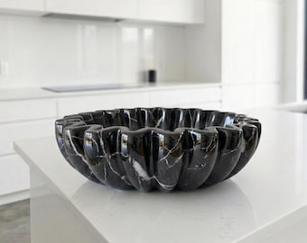 Cuenco de mármol negro para flores, cuenco festoneado, cuenco de mármol tallado a mano con volantes para cocina, frutero para centro de mesa, cuenco de piedra natural