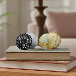 Juego de 4 bolas de mármol de 2 pulgadas, bolas de piedra natural, pisapapeles, esferas decorativas de mármol, bolas de meditación, objetos de arte, orbes (4 unidades)