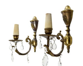 Vintage Crystal Wall Light | Elegant Brass & Crystal Sconce