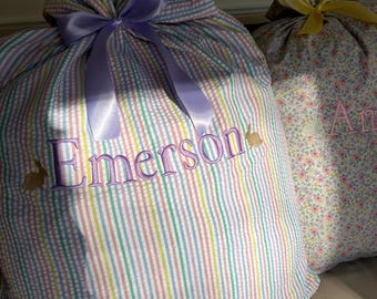 Personalized Easter basket : Embroidered Easter bag
