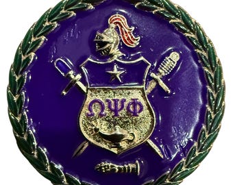 Omega Psi Phi 19 - Pin de solapa con escudo / Joyería de fraternidad 1911 en morado y dorado